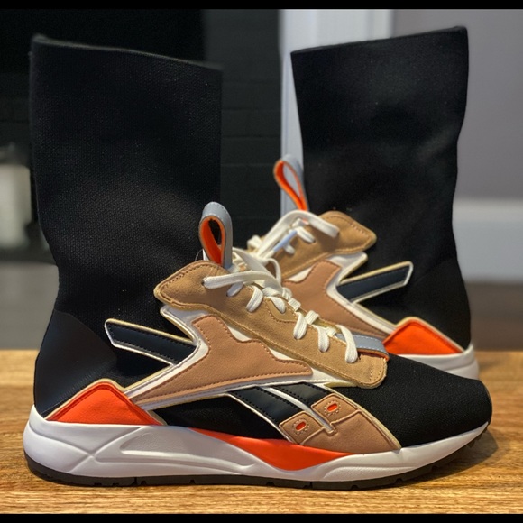 新品 Reebok×VICTORIA BECKHAM Bolton スニーカー m_626b2ebbf0f28cd6ea1e86a5.jpg